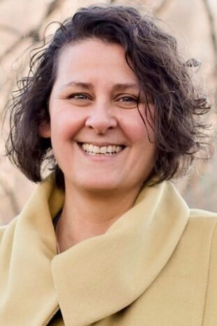 Scottish author Emma Dhesi writes emotional women’s fiction about motherhood and resilience